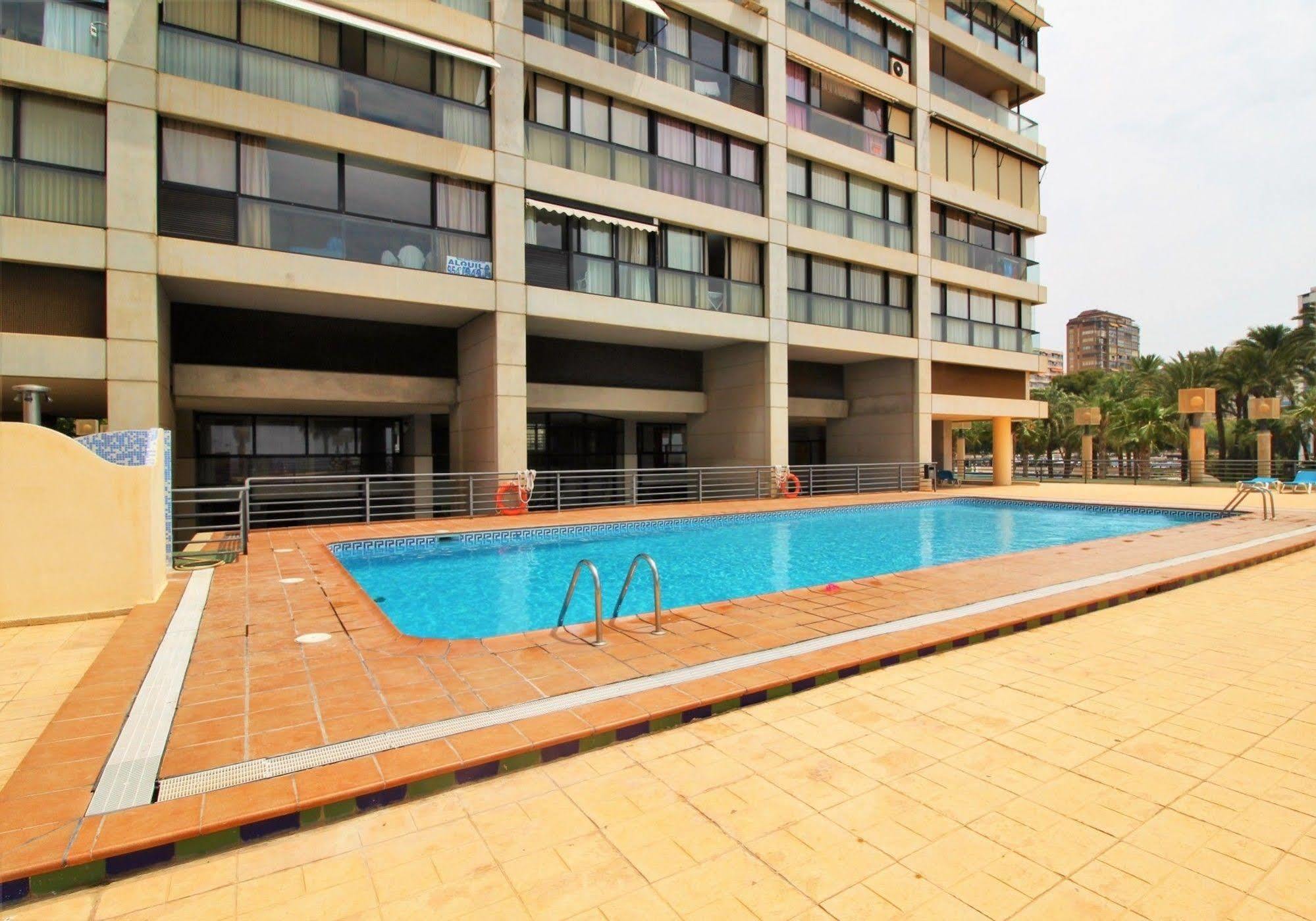 Aptos Santa Margarita Hotel Benidorm Exterior photo