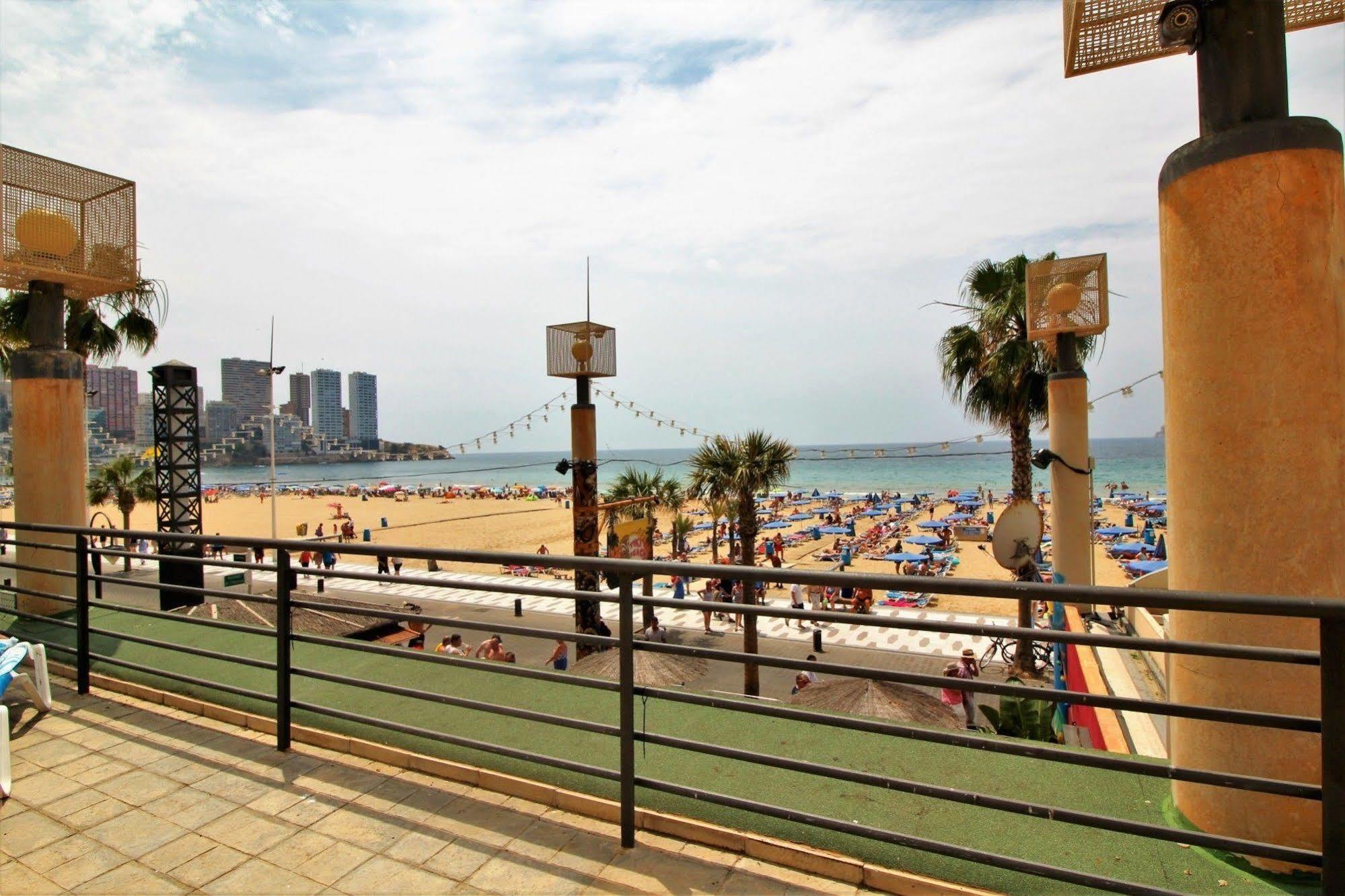 Aptos Santa Margarita Hotel Benidorm Exterior photo